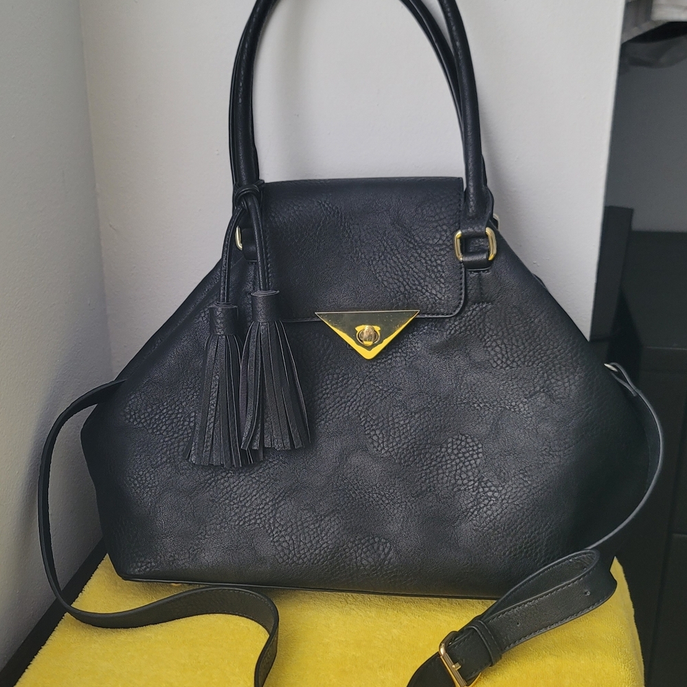 Like New Charming Charlie Black Shoulder Hand Bag Purse Boho Style Cute Shape